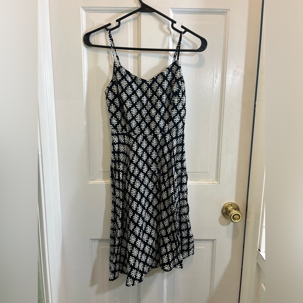 Old Navy Midi Dress in Classic Black